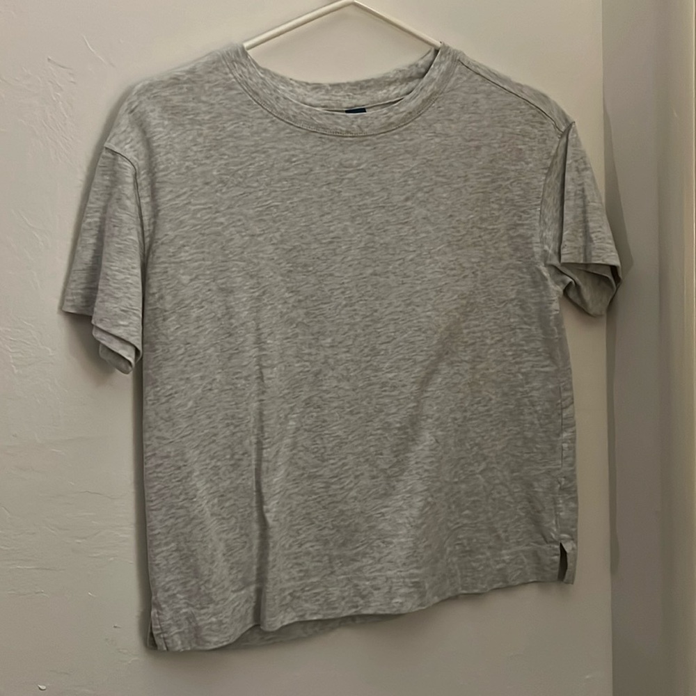 Old Navy Women’s Grey Vintage Loose Easy T-Shirt